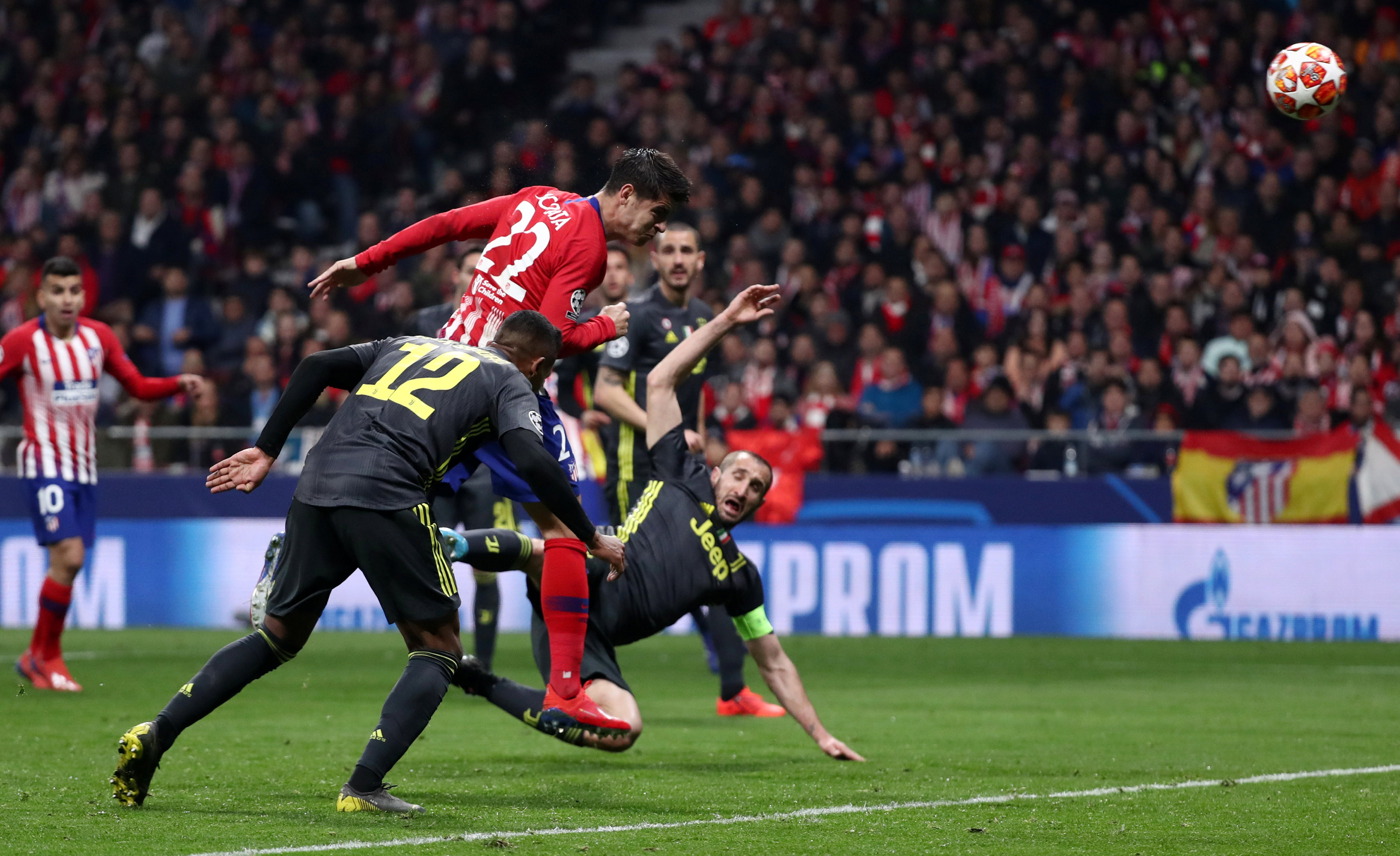 尼斯队经过艰苦博弈,最终获得比赛胜利的简单介绍 尼斯队经过艰苦博弈,最终获得比赛胜利的简单介绍