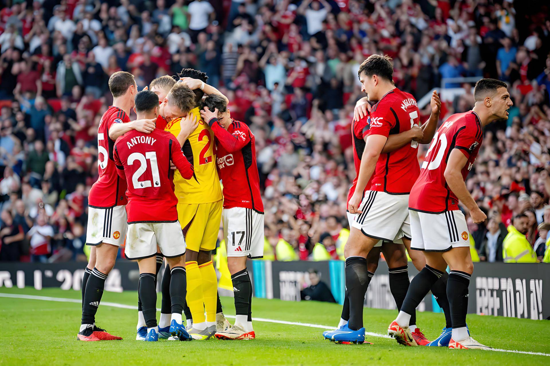 开云官网-关于场面火爆！英超观众席沸腾不已的信息