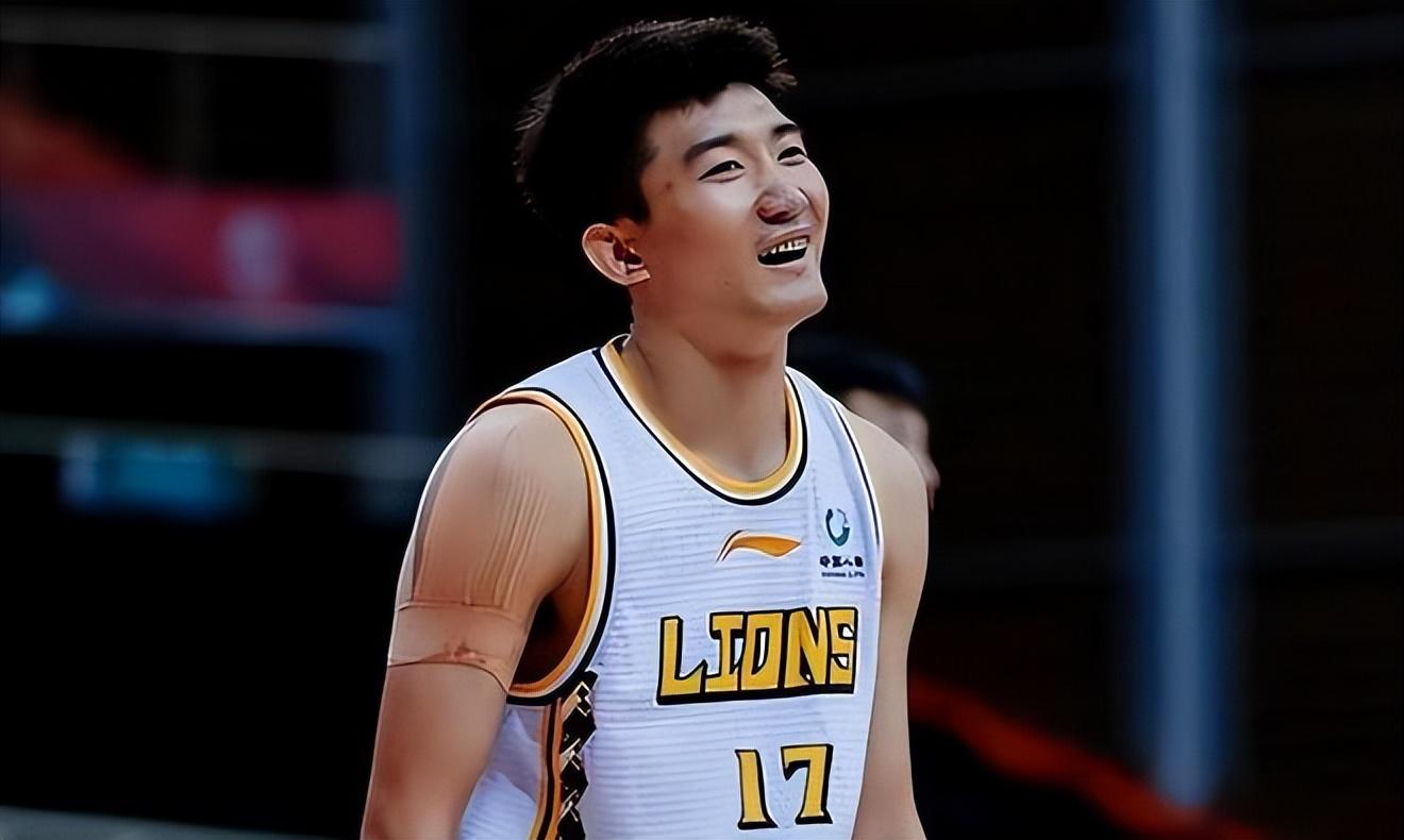 广东队碾压四川队,孙铭徽关键制胜的简单介绍 广东队碾压四川队,孙铭徽关键制胜的简单介绍