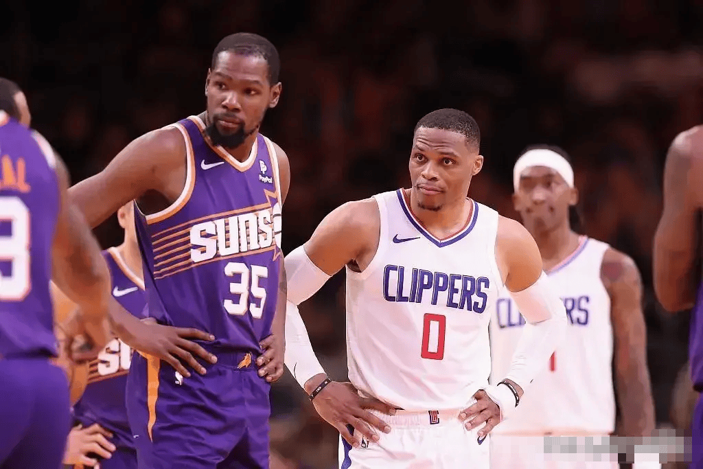 强队战胜新生力量,小组赛热火连胜 强队战胜新生力量,小组赛热火连胜