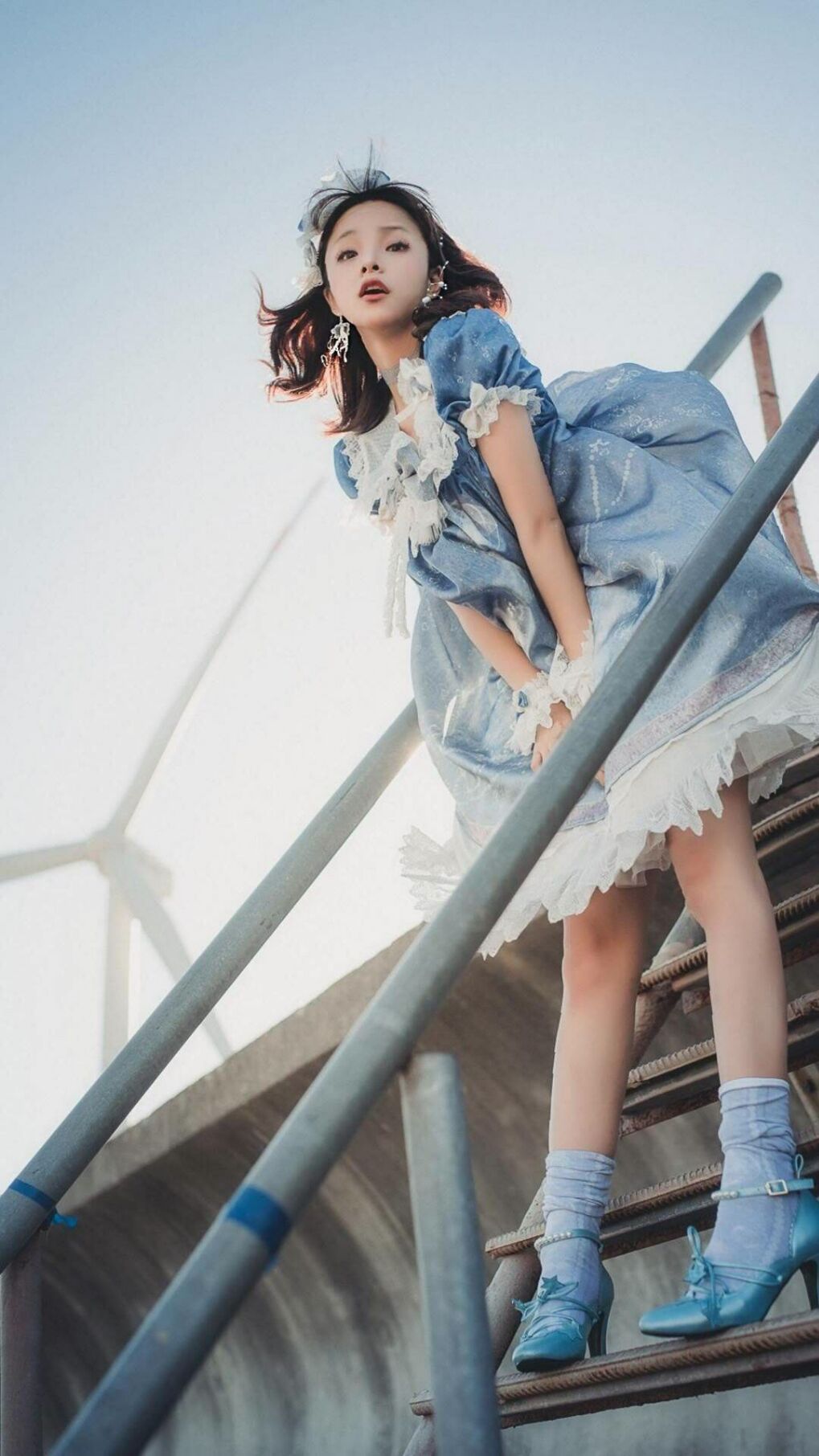 开云体育app-快船扬帆,破浪前行—从NBA西决生死战看上海队的节奏掌控艺术