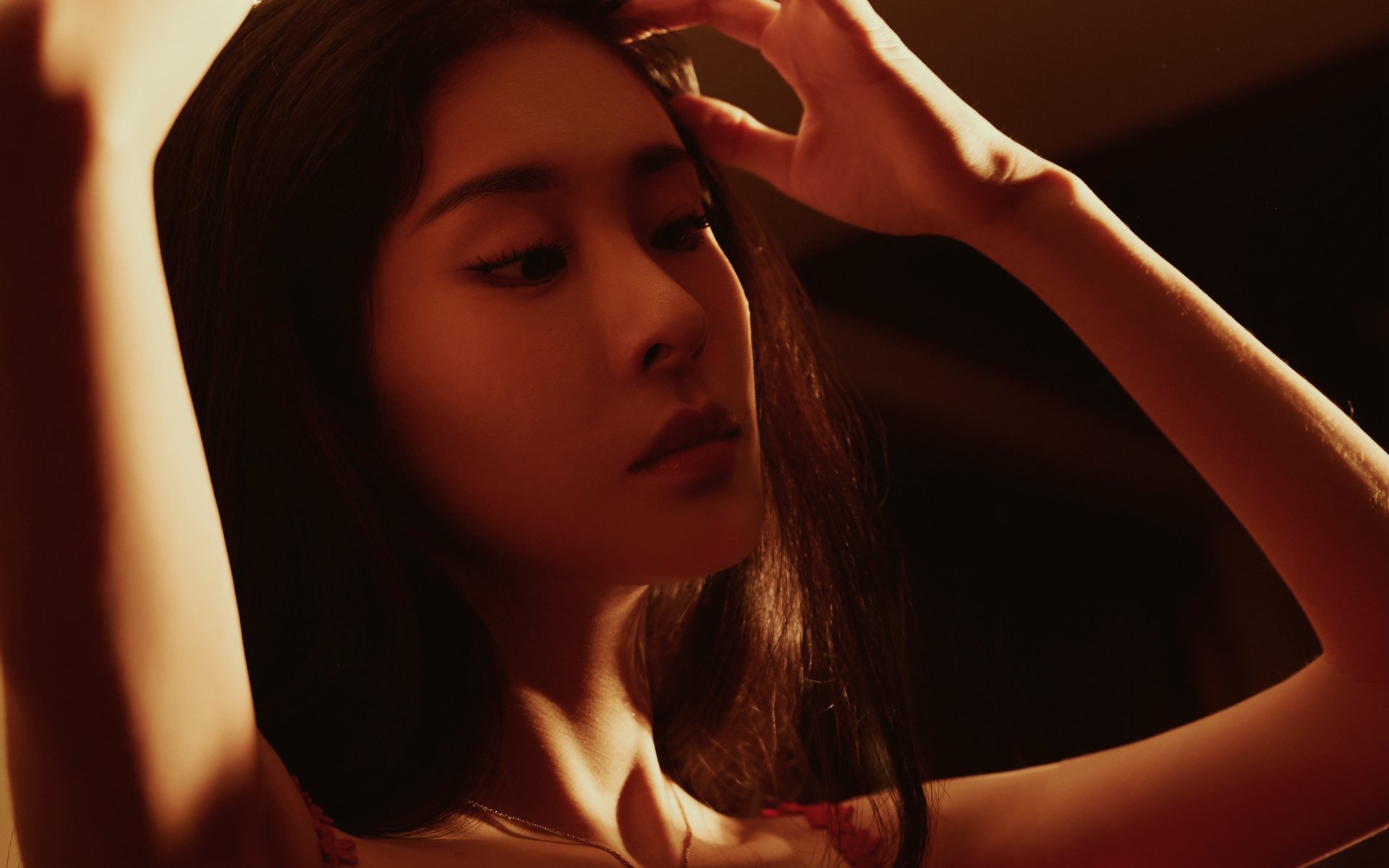 开云-绿茵与赛道,两种完美的隔空对话