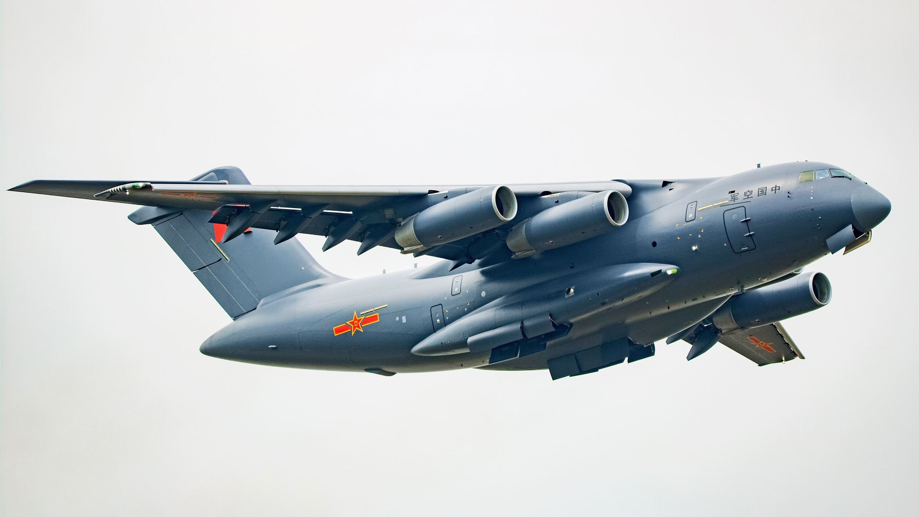 开云体育官网-马克西单节狂飙19分掀得分浪潮,尼克斯第四节闪电战一波带走黄蜂